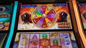 Trải nghiệm poker quốc tế tuyệt vời cùng bạn bè!